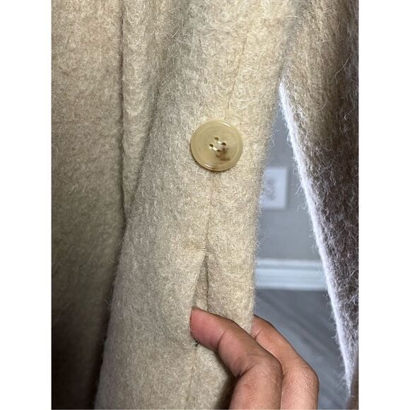 Recto Women’s Wool Beige Overcoat - Picture 3 of 8